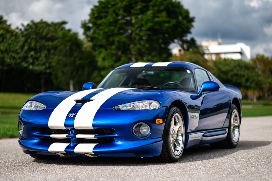 1997 Dodge Viper GTS 2nd Gen - Image 12 of 31