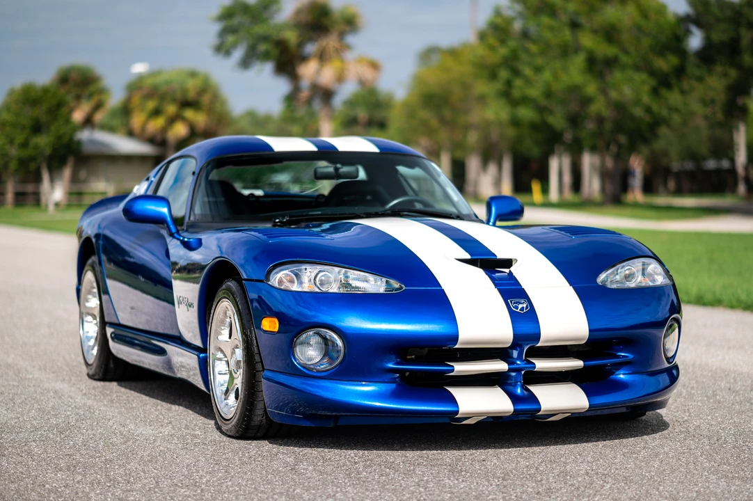 1997 Dodge Viper GTS 2nd Gen - Image 20 of 31