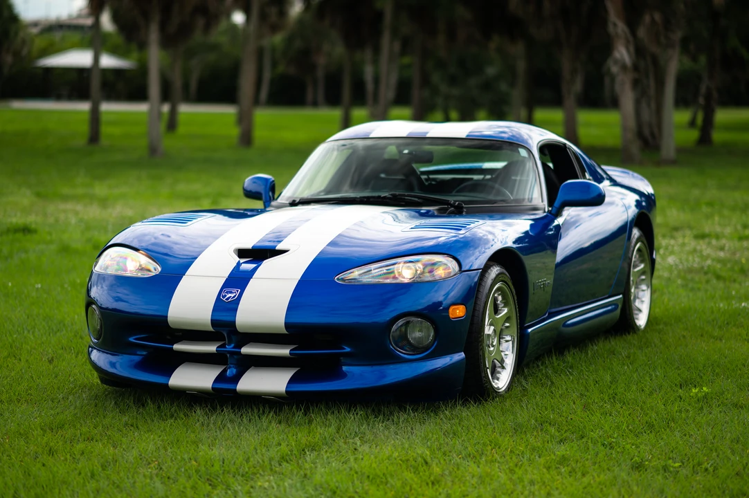 1997 Dodge Viper GTS 2nd Gen - Image 13 of 31