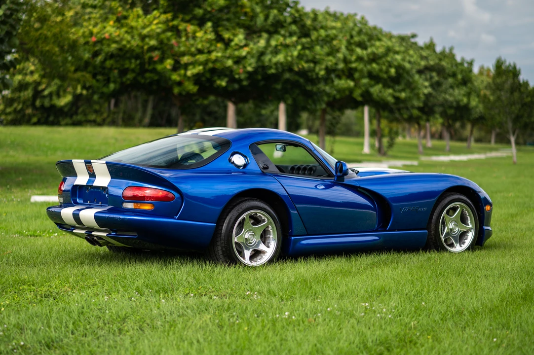 1997 Dodge Viper GTS 2nd Gen - Image 30 of 31