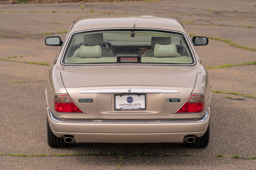 1997 Jaguar X300 XJ - Image 22 of 31