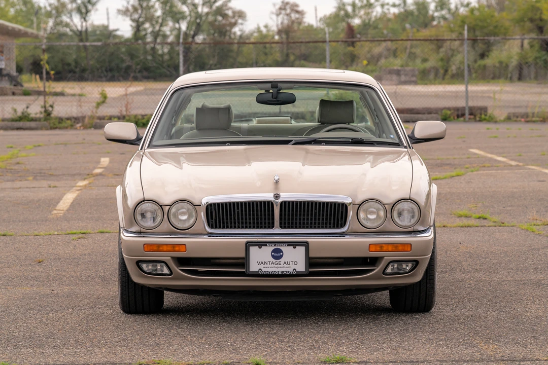 1997 Jaguar X300 XJ - Image 5 of 31
