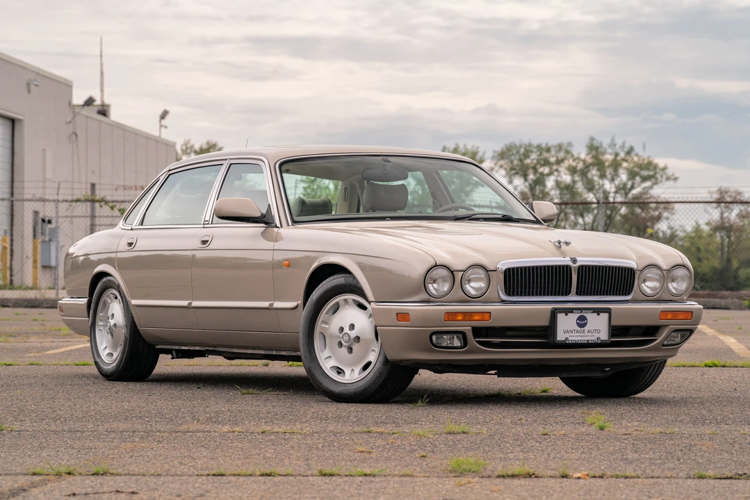 1997 Jaguar X300 XJ - Image 8 of 31