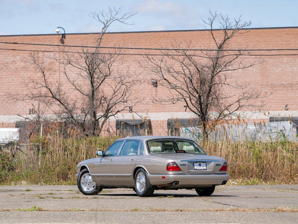1997 Jaguar X300 XJ - Image 4 of 31