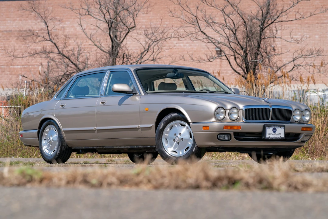 1997 Jaguar X300 XJ - Image 19 of 31