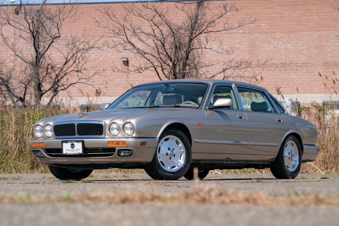 1997 Jaguar X300 XJ - Image 9 of 31
