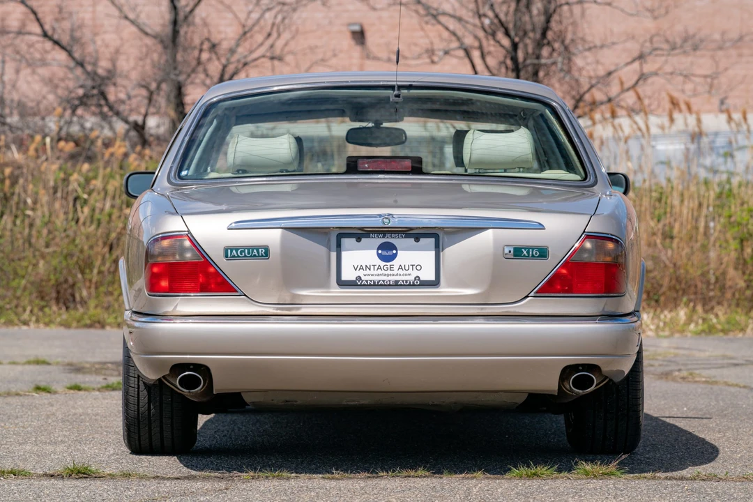 1997 Jaguar X300 XJ - Image 14 of 31