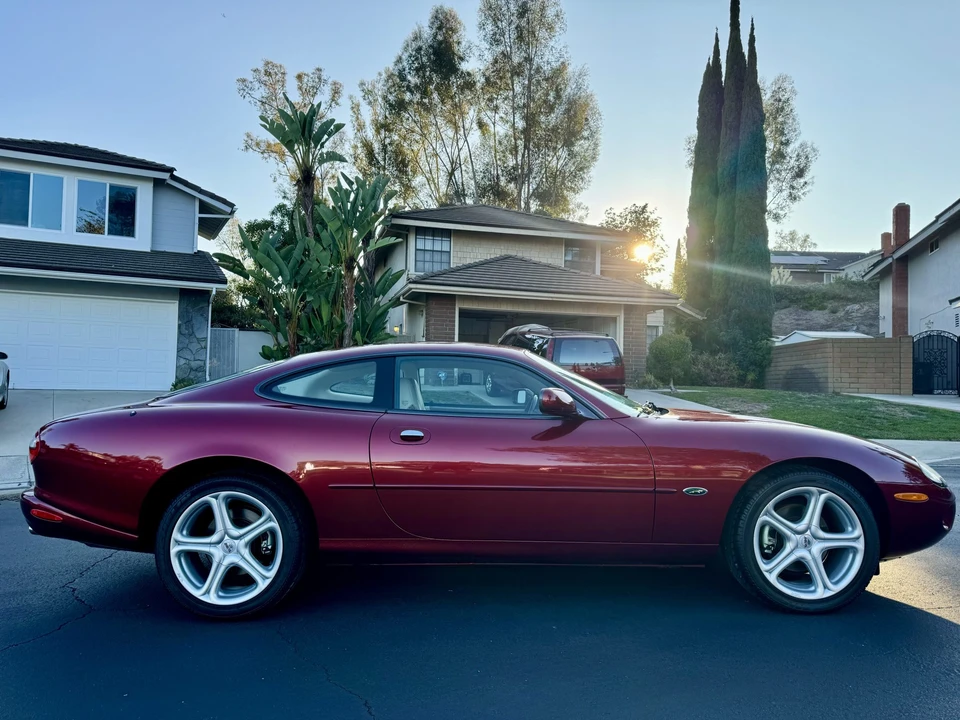 1997 Jaguar X100 XK8 - Image 10 of 31