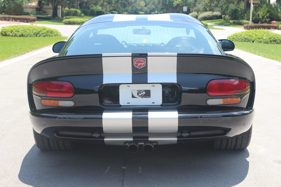 1999 Dodge Viper GTS 2nd Gen - Image 16 of 31
