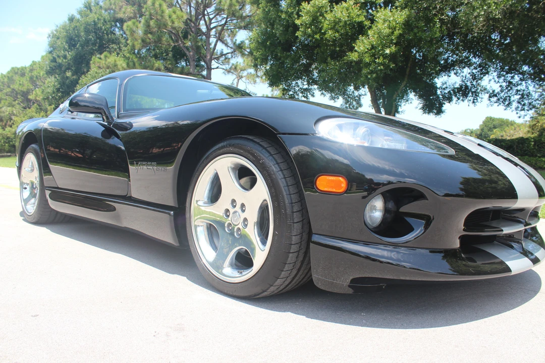 1999 Dodge Viper GTS 2nd Gen - Image 25 of 31