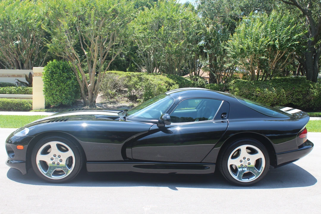 1999 Dodge Viper GTS 2nd Gen - Image 10 of 31