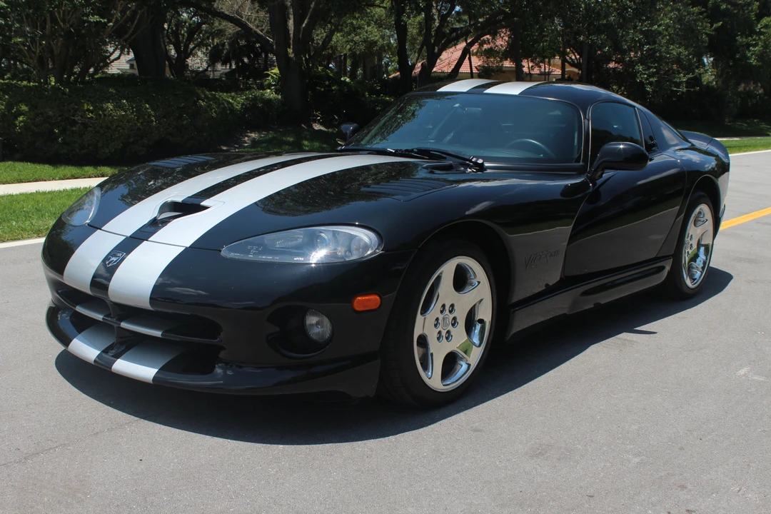 1999 Dodge Viper GTS 2nd Gen - Image 4 of 31
