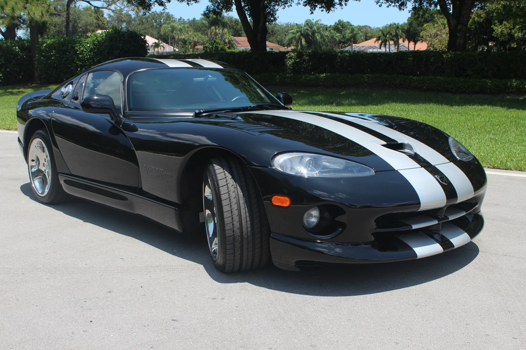 1999 Dodge Viper GTS 2nd Gen - Image 27 of 31