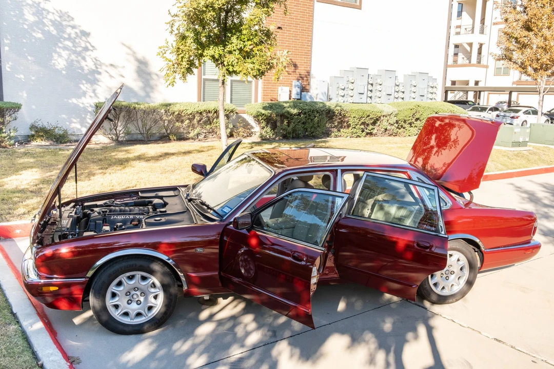 1999 Jaguar X308 XJ - Image 13 of 31