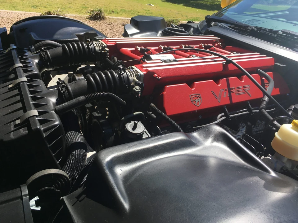 2001 Dodge Viper GTS 2nd Gen - Image 21 of 31