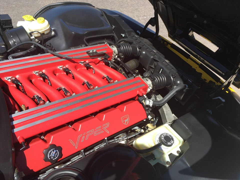 2001 Dodge Viper GTS 2nd Gen - Image 24 of 31