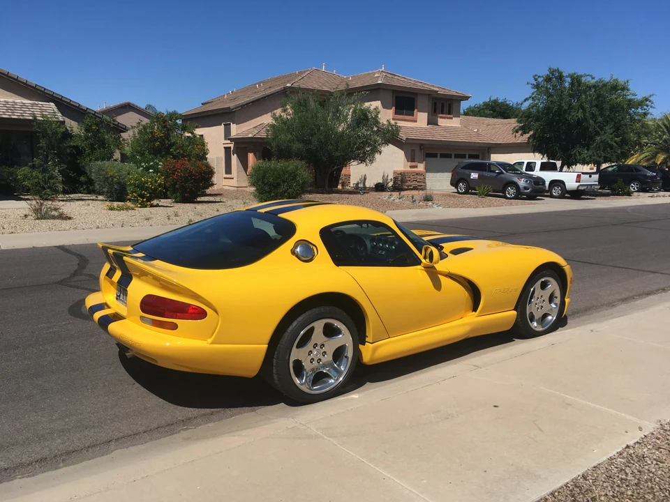 2001 Dodge Viper GTS 2nd Gen - Image 10 of 31