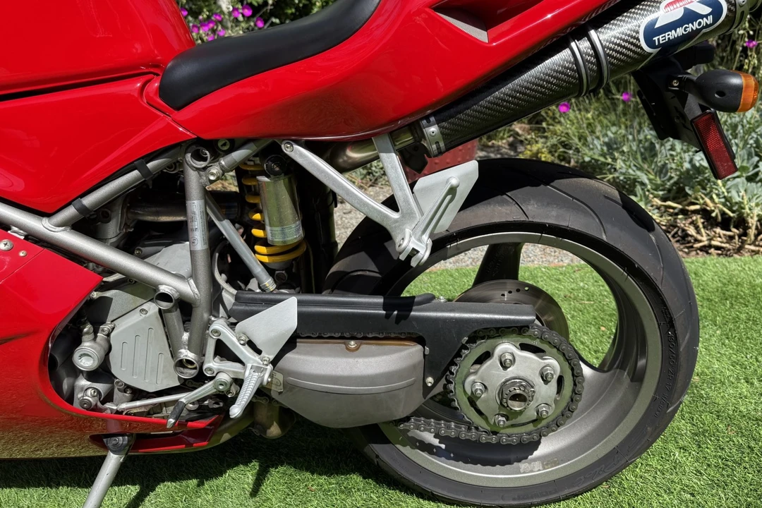 2001 Ducati 748 - Image 6 of 6