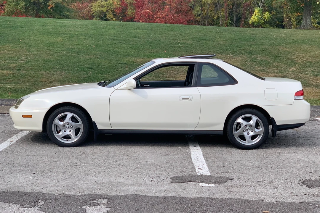 2001 Honda Prelude 5th Gen - Image 7 of 31