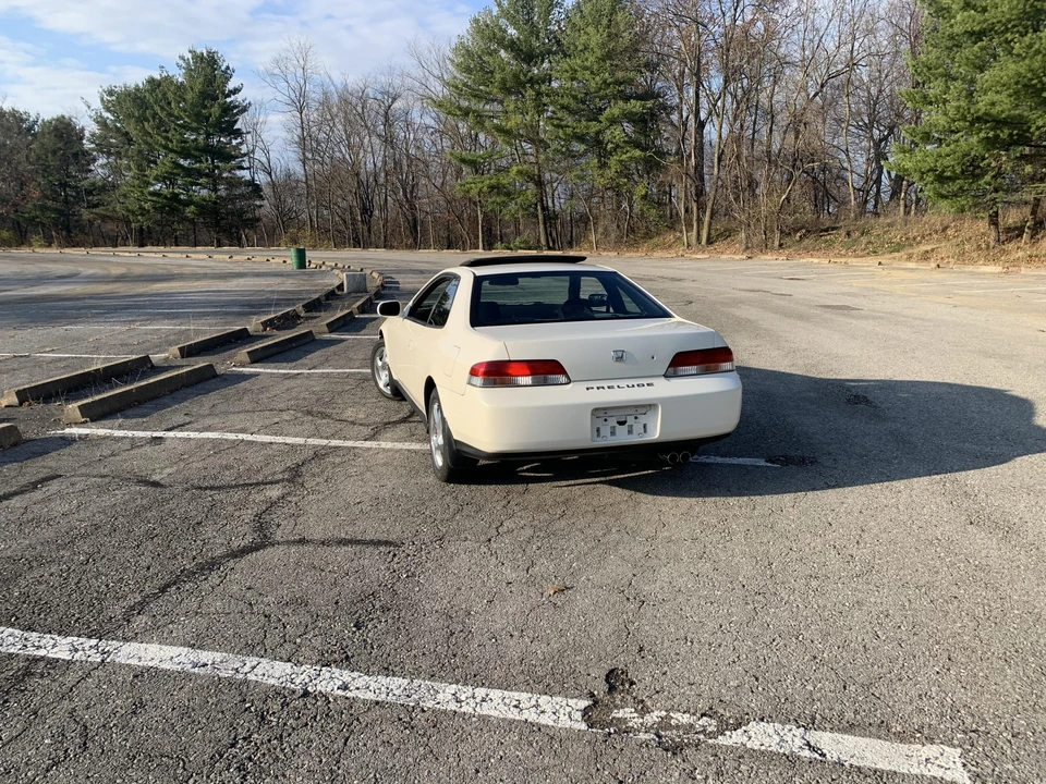 2001 Honda Prelude 5th Gen - Image 9 of 31