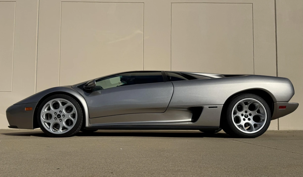 2001 Lamborghini Diablo VT - Image 30 of 31
