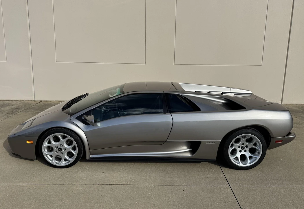 2001 Lamborghini Diablo VT - Image 28 of 31