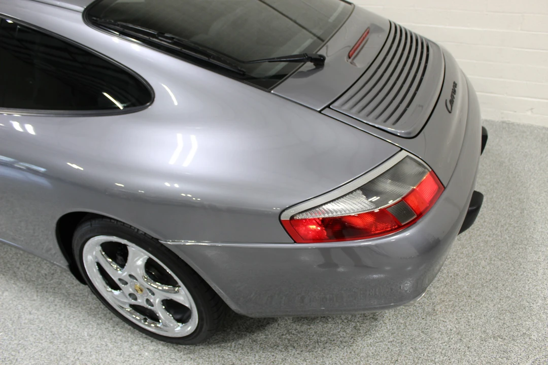 2001 Porsche 996 Carrera - Image 31 of 31