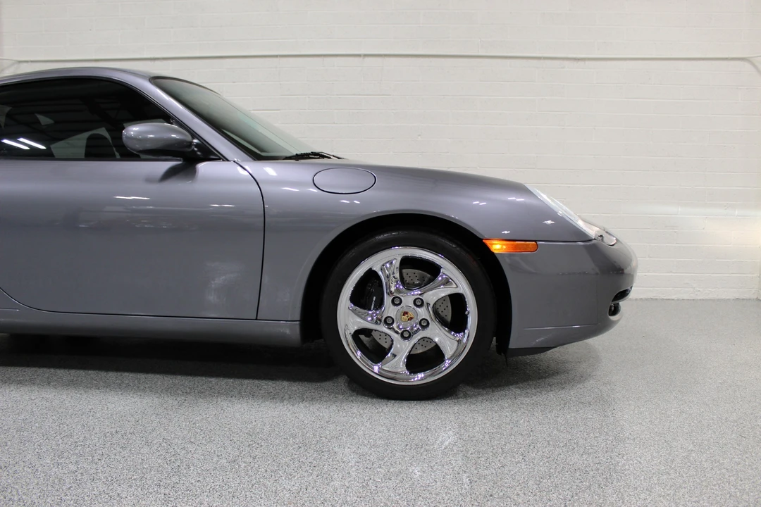 2001 Porsche 996 Carrera - Image 19 of 31
