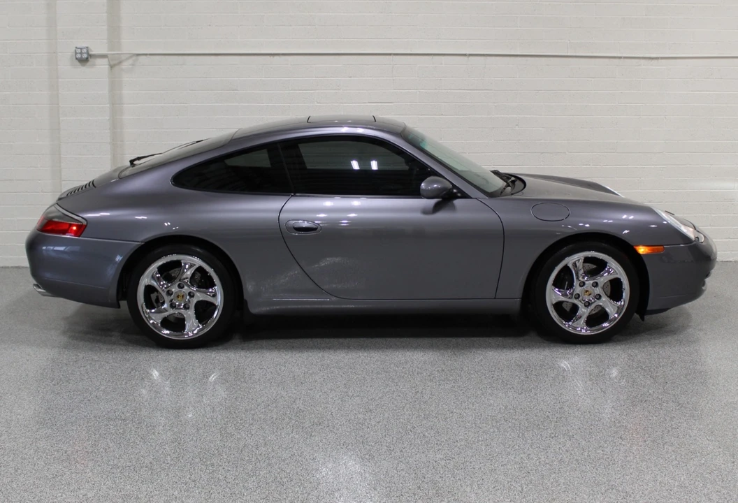 2001 Porsche 996 Carrera - Image 11 of 31