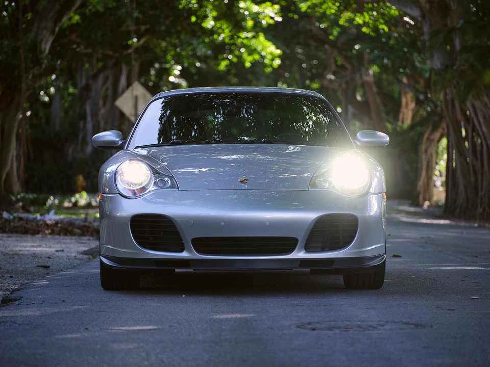 2001 Porsche 996 Turbo - Image 5 of 31