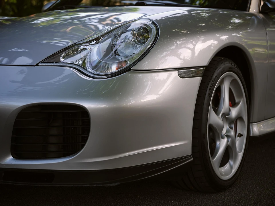 2001 Porsche 996 Turbo - Image 22 of 31