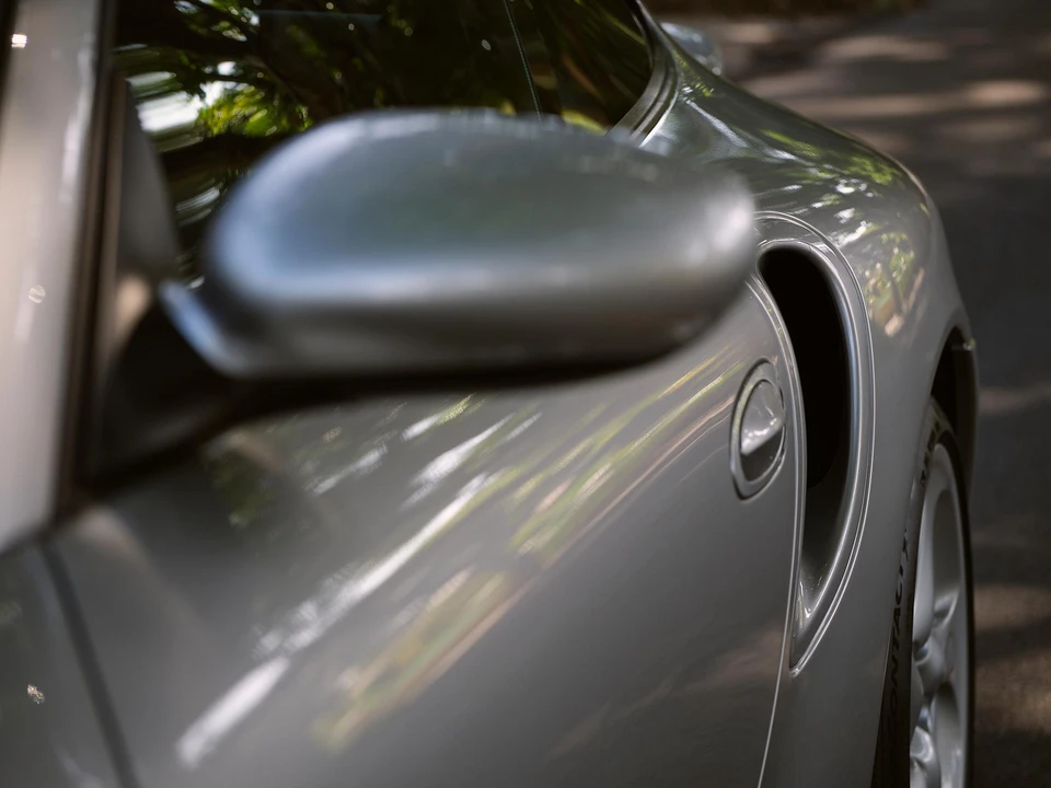 2001 Porsche 996 Turbo - Image 25 of 31