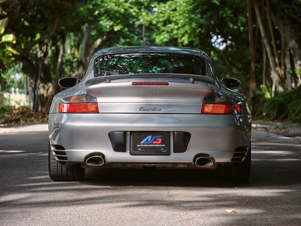2001 Porsche 996 Turbo - Image 13 of 31