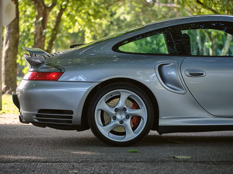 2001 Porsche 996 Turbo - Image 20 of 31