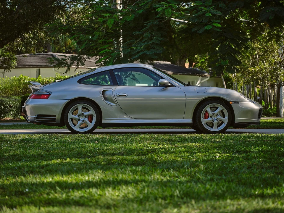2001 Porsche 996 Turbo - Image 8 of 31