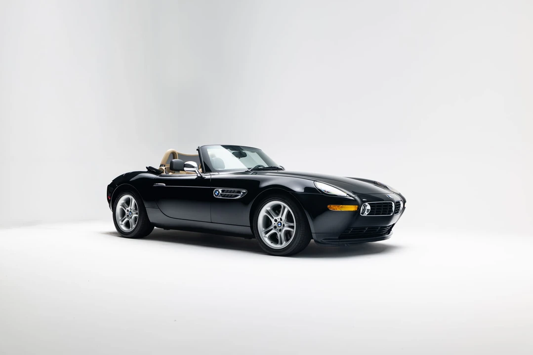 2002 BMW Z8 - Image 8 of 31