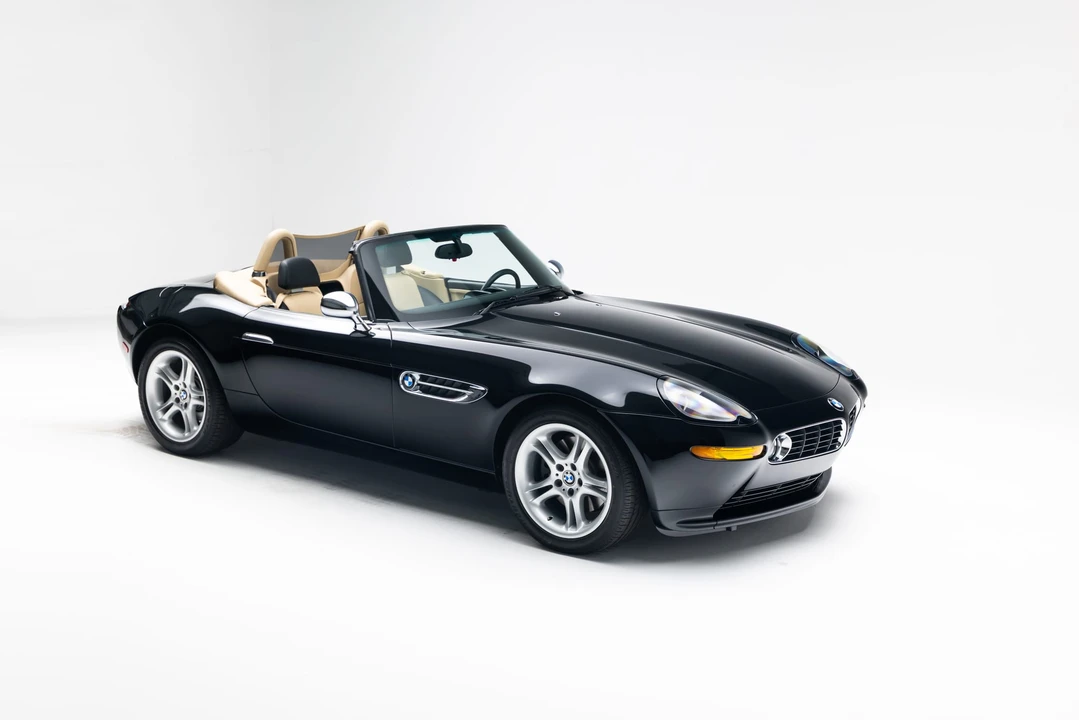 2002 BMW Z8 - Image 7 of 31