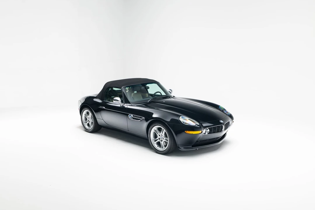 2002 BMW Z8 - Image 26 of 31