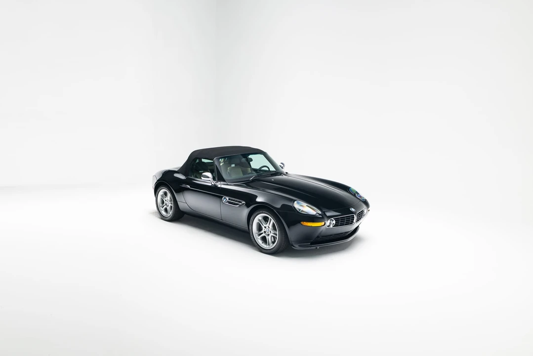2002 BMW Z8 - Image 24 of 31