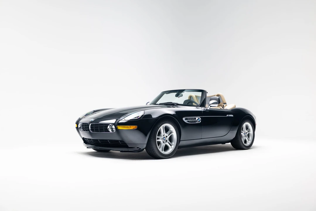 2002 BMW Z8 - Image 2 of 31