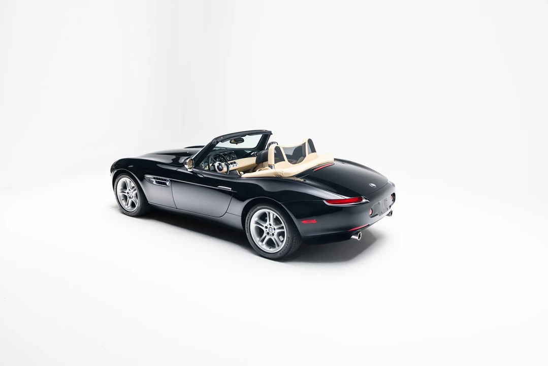 2002 BMW Z8 - Image 18 of 31
