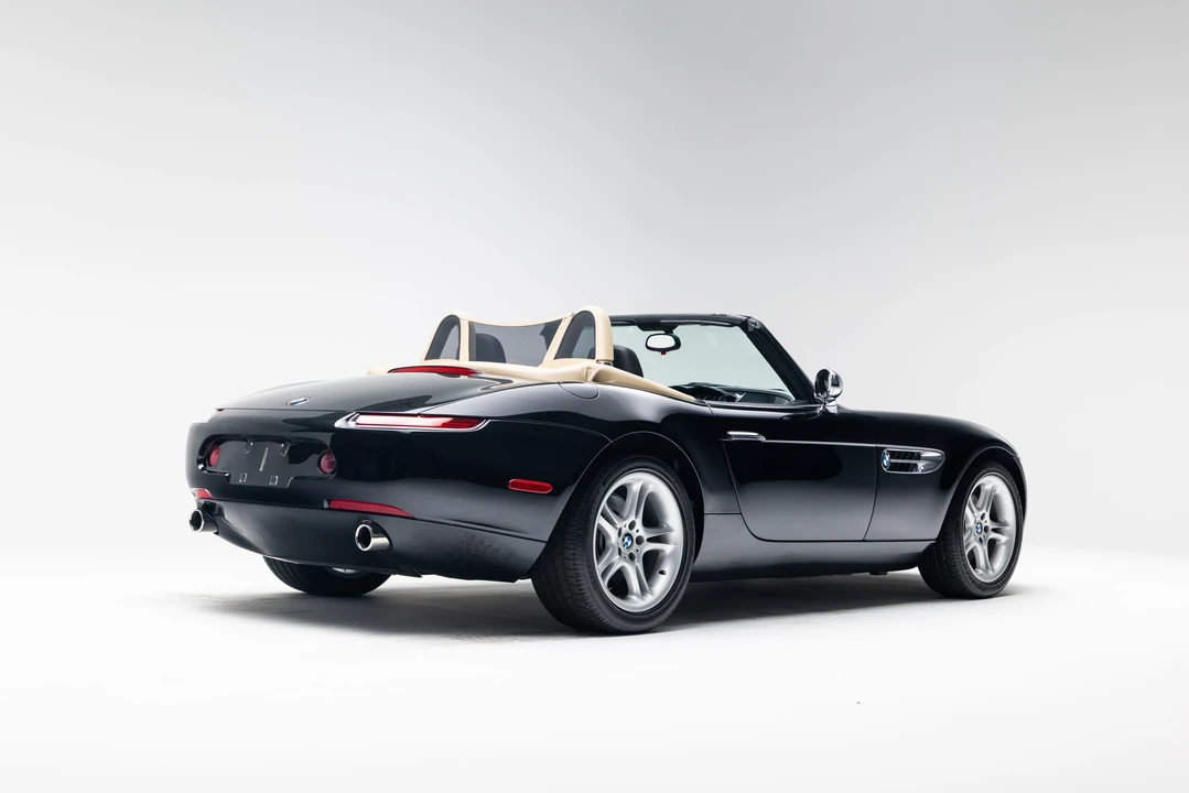 2002 BMW Z8 - Image 14 of 31