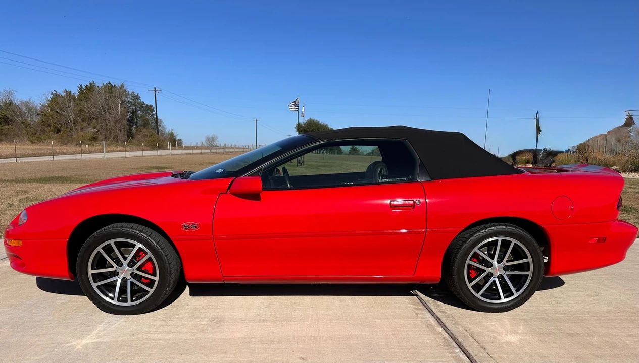 2002 Chevrolet Camaro SS 4th Gen - Image 10 of 31