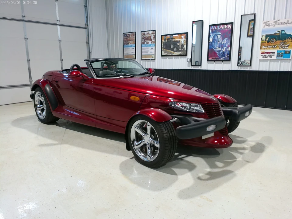 2002 Plymouth Prowler - Image 17 of 31
