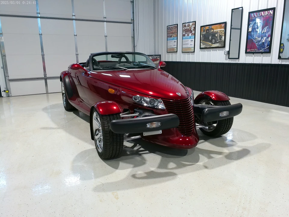 2002 Plymouth Prowler - Image 18 of 31