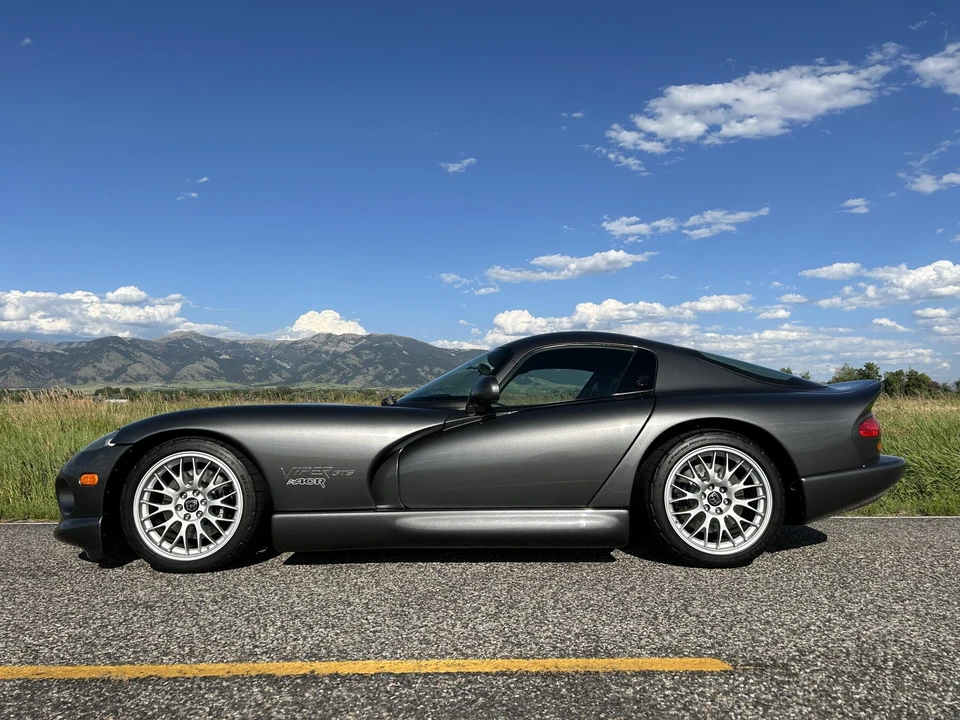 2002 Dodge Viper ACR 2nd Gen - Image 3 of 31