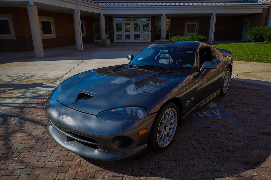 2002 Dodge Viper ACR 2nd Gen - Image 2 of 31