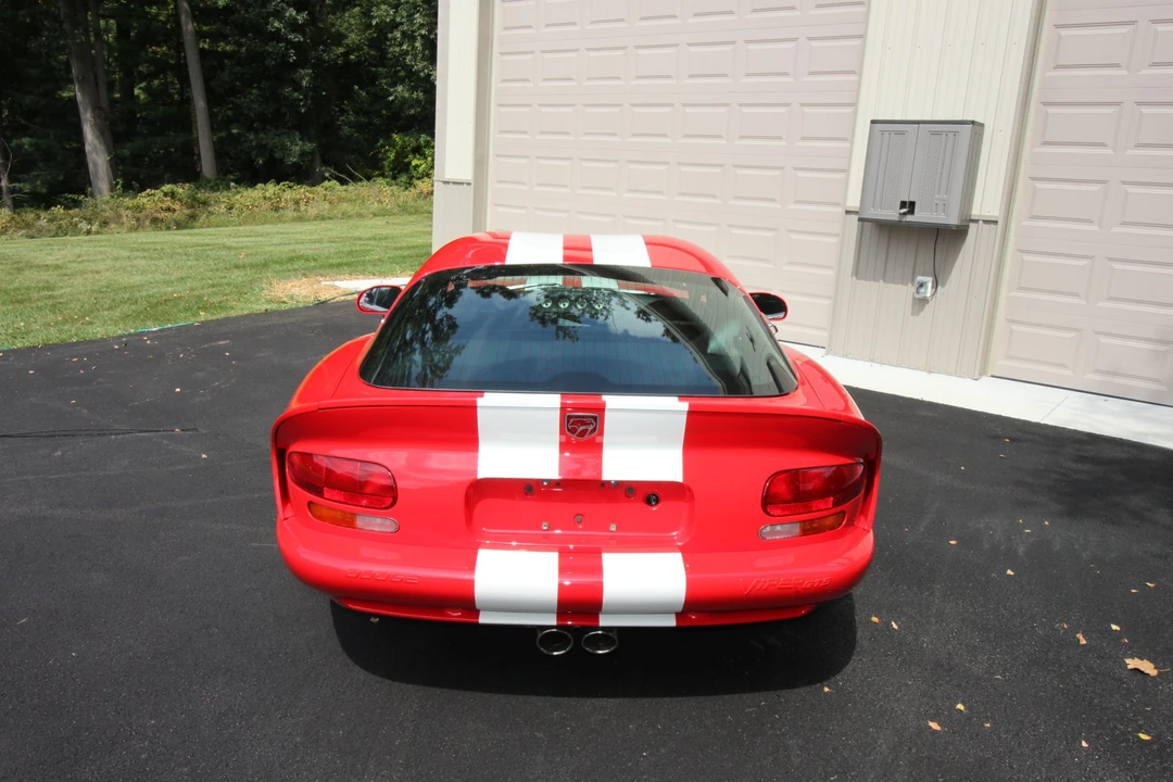2002 Dodge Viper GTS 2nd Gen - Image 12 of 31