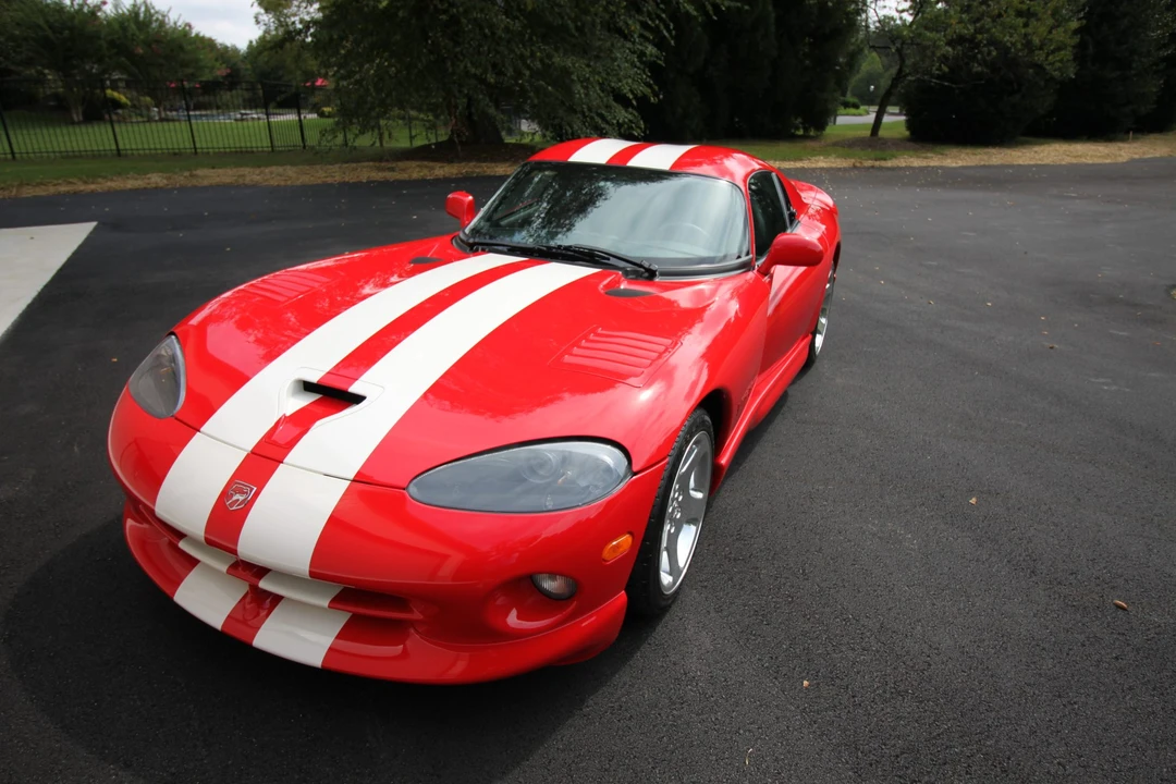 2002 Dodge Viper GTS 2nd Gen - Image 4 of 31