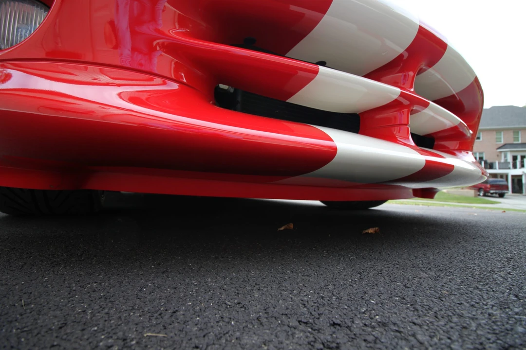 2002 Dodge Viper GTS 2nd Gen - Image 17 of 31